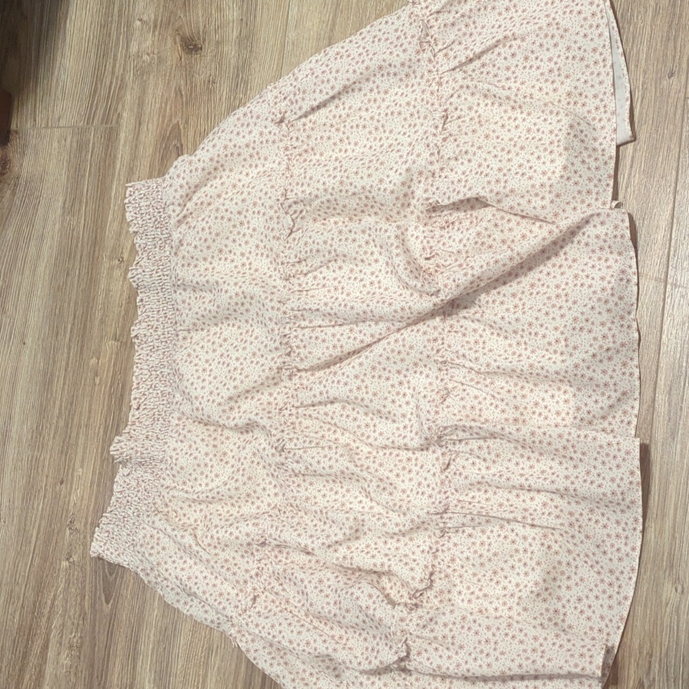 Skirt with pockets